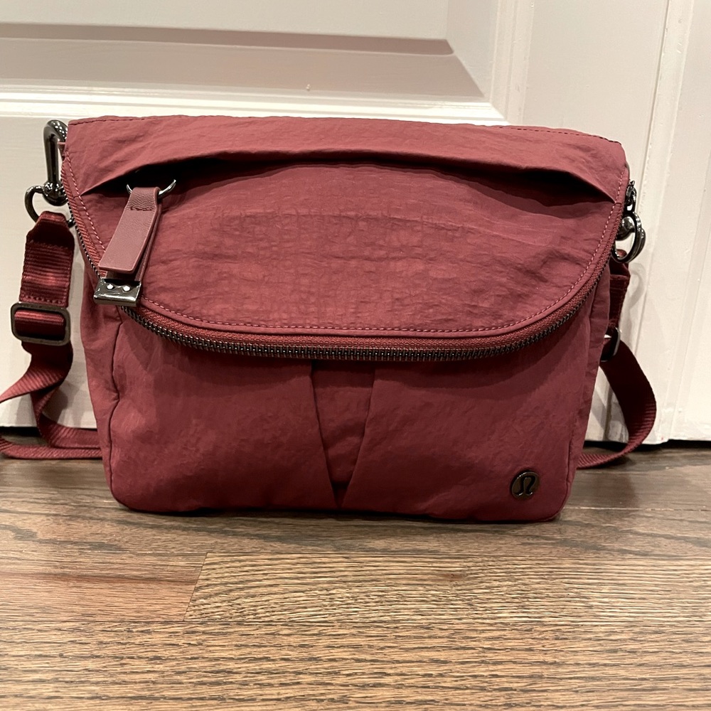 Lululemon handbag.